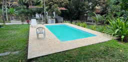 2 Casas à venda na Madressilva