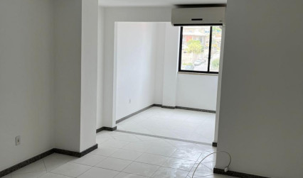 Apartamento para fins comerciais em Bacaxá 