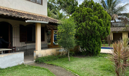 Casa em Bonsucesso