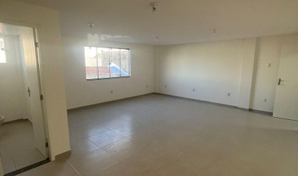 Sala Comercial em Bacaxá