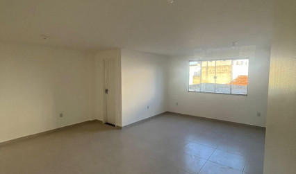 Sala Comercial em Bacaxá