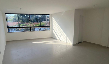 Sala Comercial em Bacaxá
