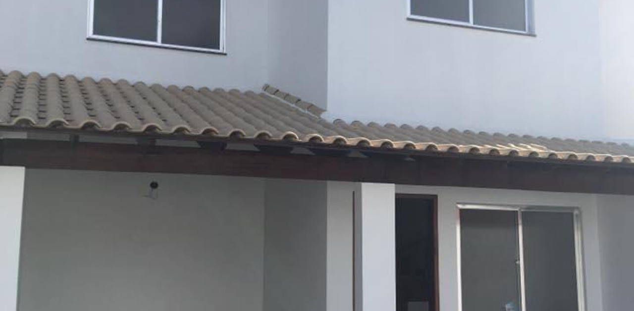 Casa em condomínio em Bacaxá (ALUGADA)